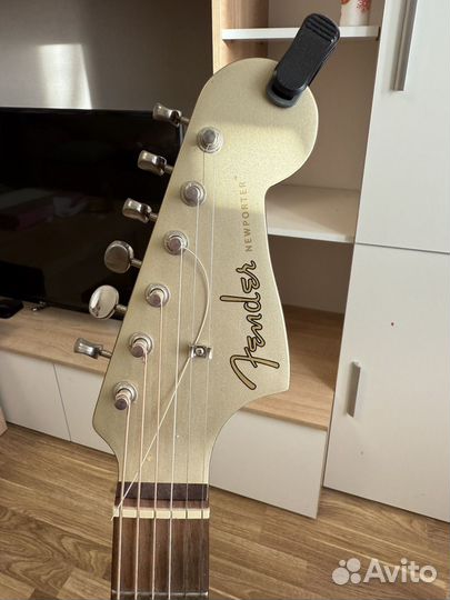 Электроакустическая гитара Fender newporter