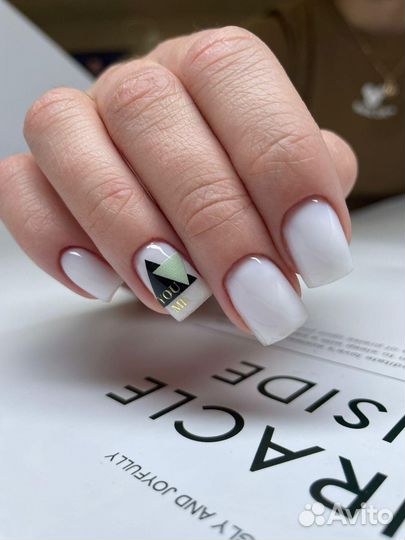 Мастер маникюра