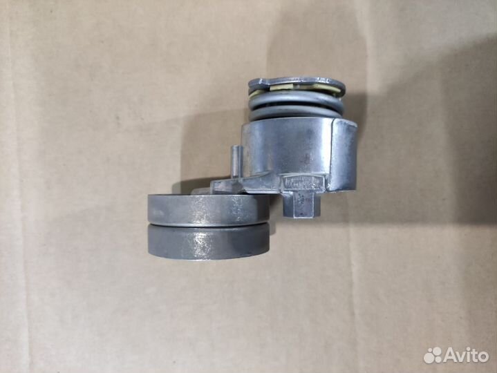 Ролик натяжной ремня генератора INA