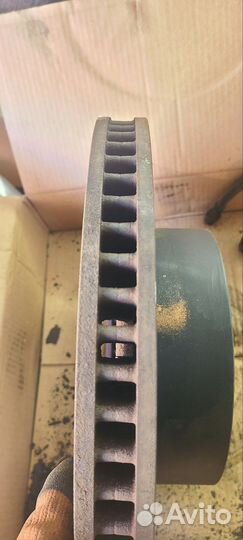 Тормозные диски, суппорта Land Cruiser 200