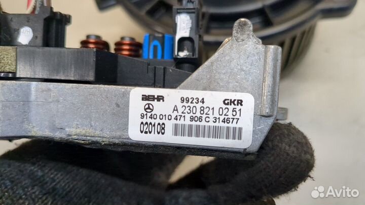 Двигатель отопителя Mercedes ML W163