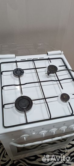 Плита газовая с поджигом.Доставка до квартиры