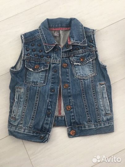Джинсовая жилетка Zara 104см