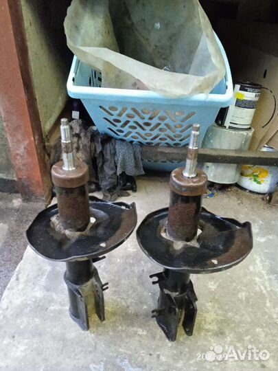 Пружины стойки