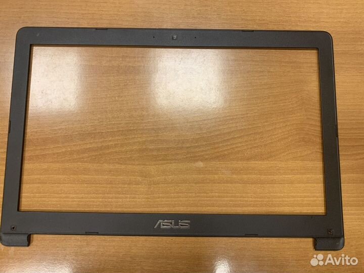 Рамка матрицы Asus X502C