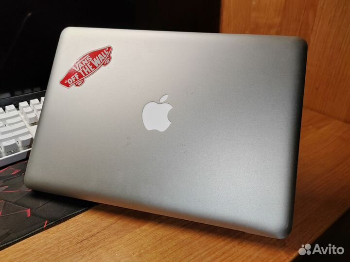 MacBook Pro 13 (2009) 8GB/256SSD