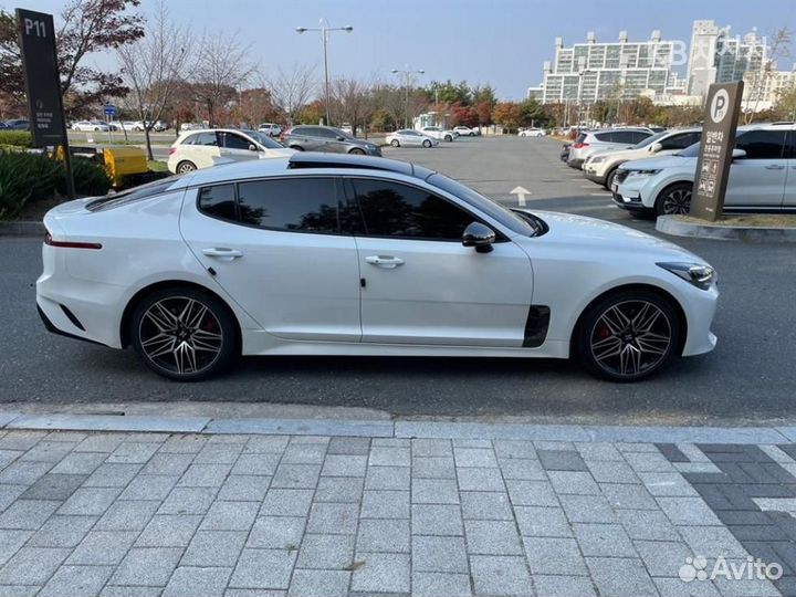 Kia Stinger 2.5 AT, 2022, 15 000 км