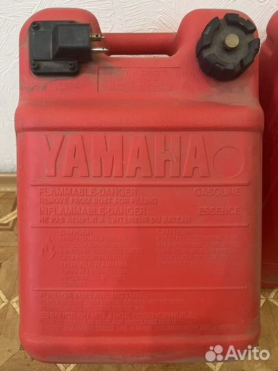 Топливный бак Yamaha