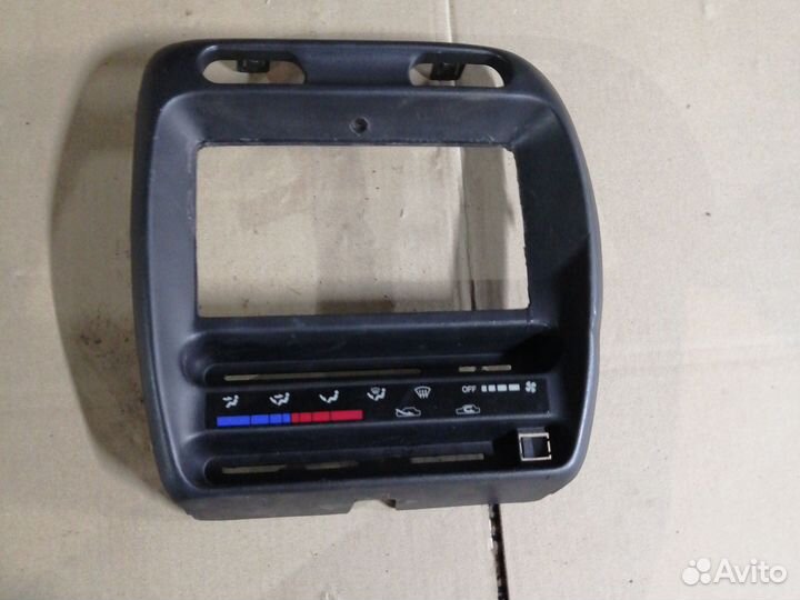 Центральная консоль suzuki baleno