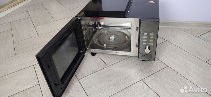 Микроволновая печь Whirlpool AMW 100 IX