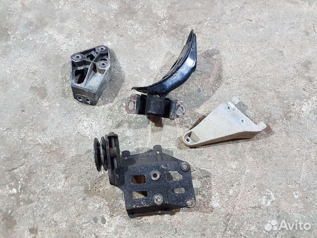 Кронштейн двигателя Chevrolet lanos