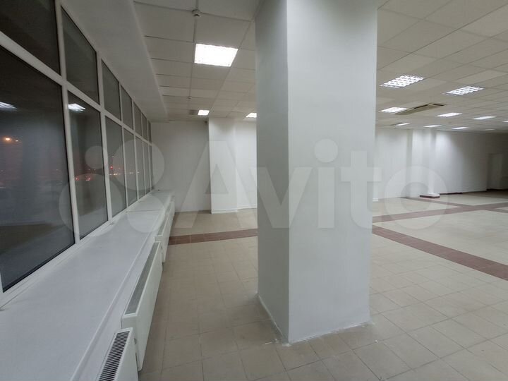 Свободного назначения, 215 м²