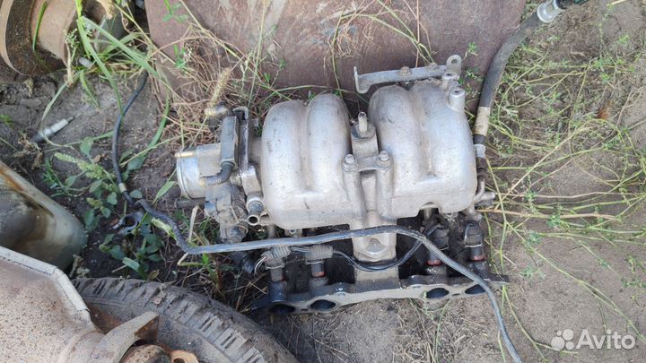 Ресивер с дросселем и форсунками нива Шевроле