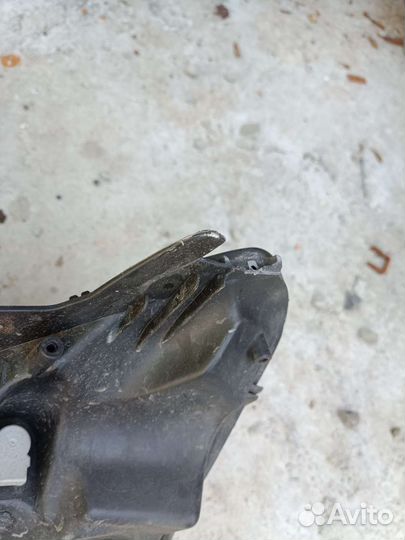 Фара Peugeot 508