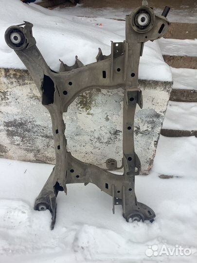 Подрамник задний Subaru Forester SH