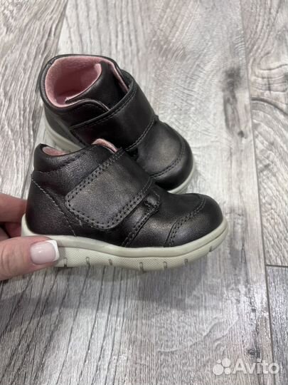 Ботинки на первый шаг 20