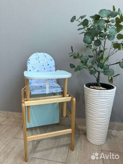 Деревянные стулья для кормления