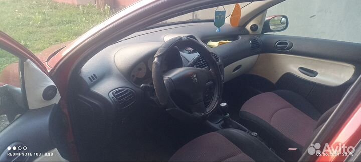 Peugeot 206 1.4 МТ, 2003, 250 000 км