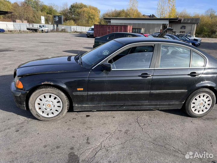 Разбор на запчасти BMW 3-Series (E46)