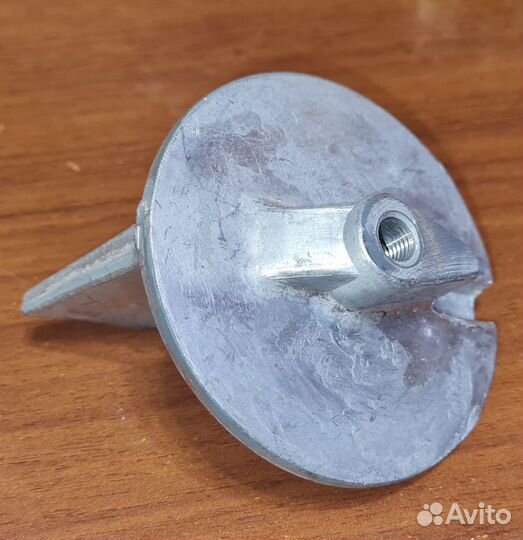 Анод редуктора Yamaha 60-225