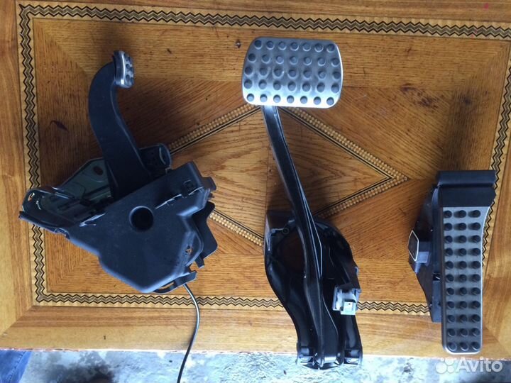 Mercedes e class w212 стояночные тормоз