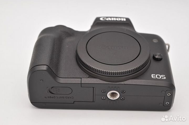 Canon EOS M50 body