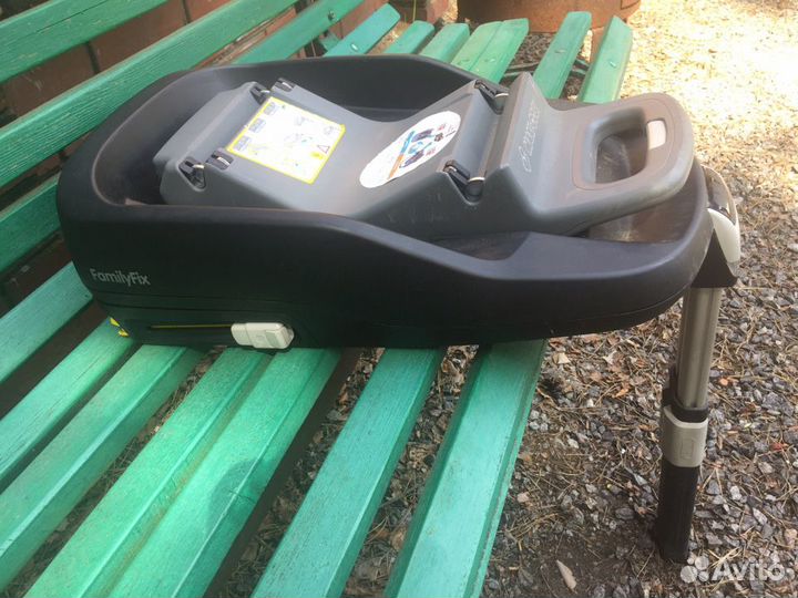 База Maxi-Cosi для детского креслв