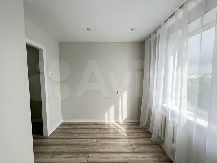 2-к. квартира, 55 м², 9/9 эт.