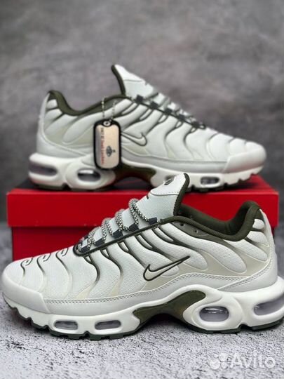 Кроссовки nike air max tn plus