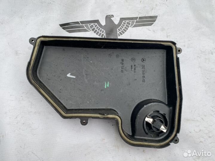 Крышка блока предохранителей Mercedes w202 w208