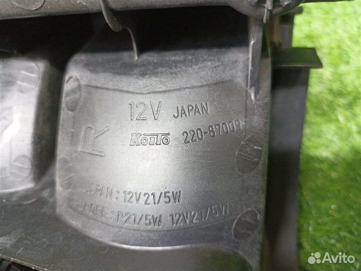 Стоп-сигнал правый Mitsubishi Delica PF6W