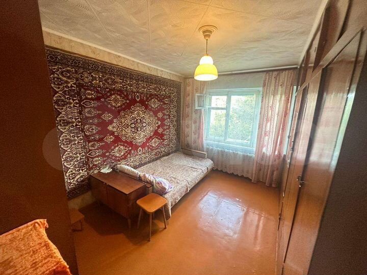 3-к. квартира, 60 м², 1/5 эт.