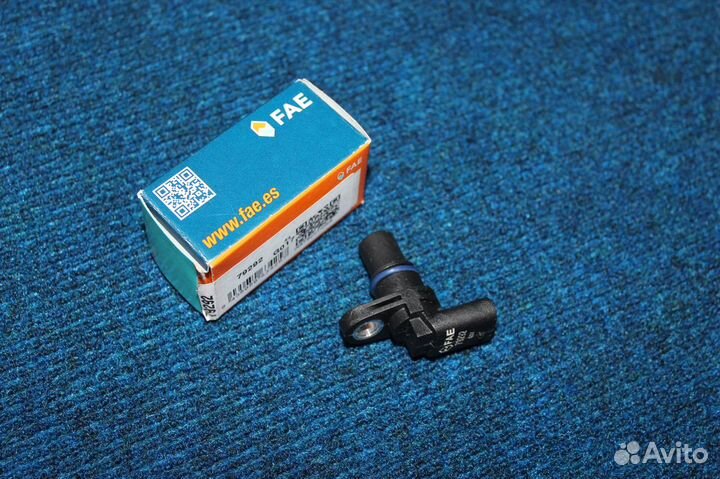 Датчик распредвала Octavia Passat Jetta Yeti Golf