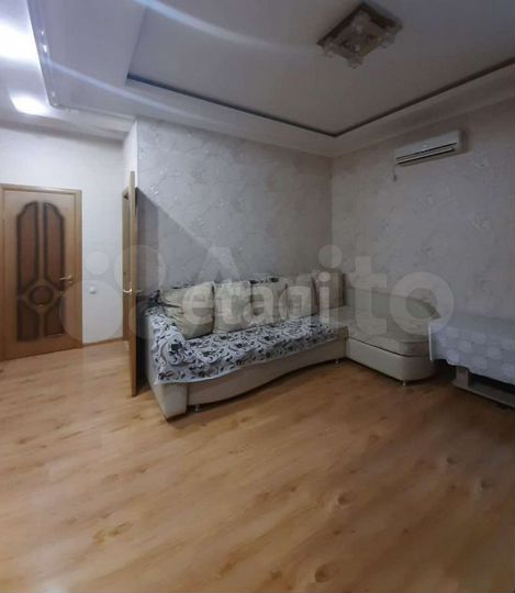 2-к. квартира, 55 м², 3/14 эт.