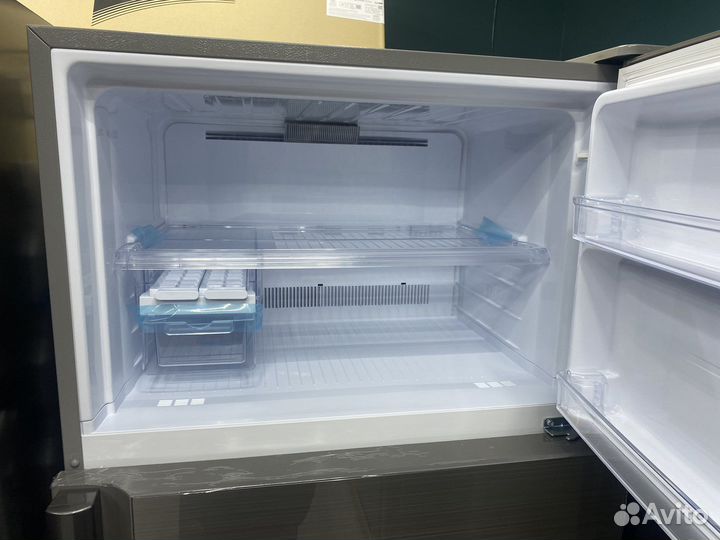 Холодильник Sharp