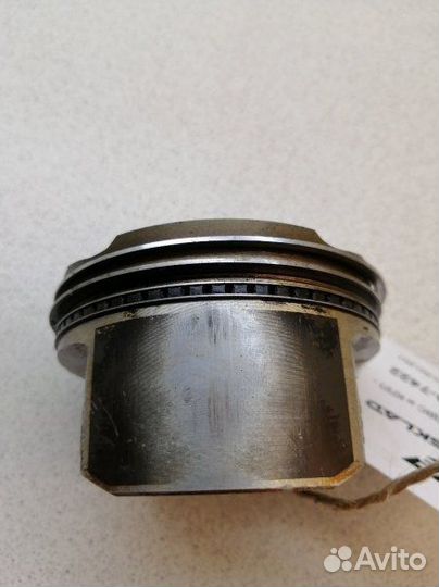 Поршень Toyota Allex ZZE122 1zzfe