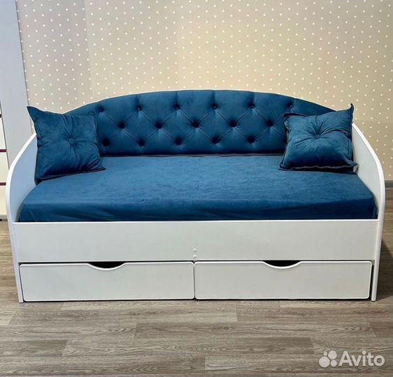 Детская кроватка/мягкая спинка/софа