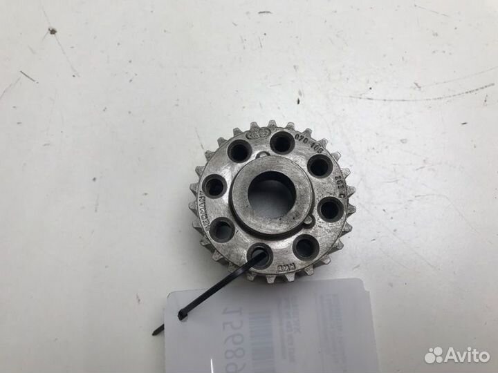 Шестерня коленвала Audi A6 4B2 AGA 1998