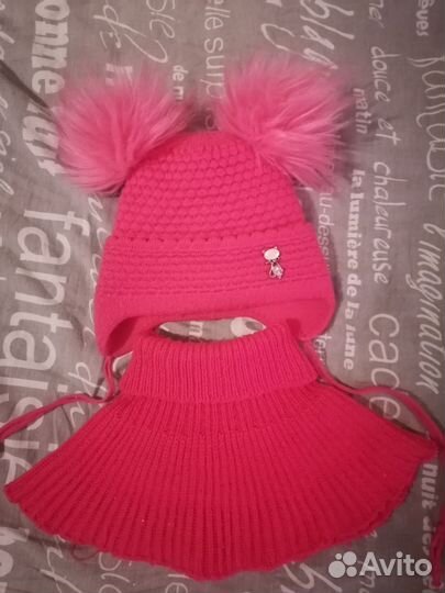 Комплект шапка и манишка