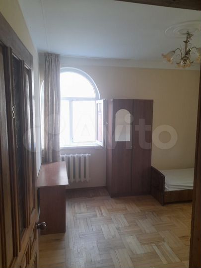 Комната 26 м², 1/3 эт.