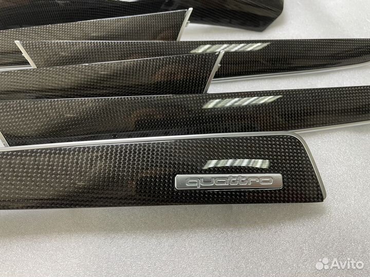 Декоративные планки Карбон audi Q5.8R