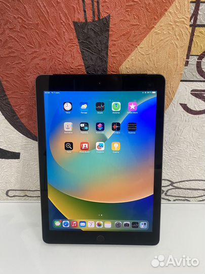 iPad 5 поколения A1823 (Wi-Fi + Cellular) 32GB