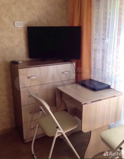 Комната 23 м² в 5-к., 1/1 эт.