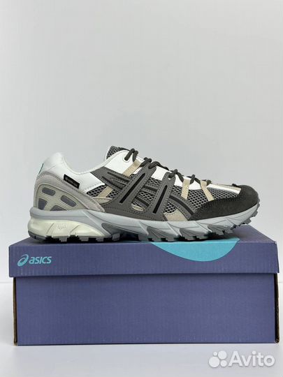 Кроссовки asics gore tex