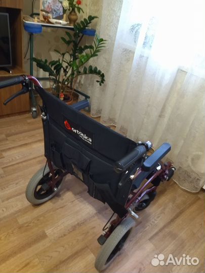 Инвалидная коляска