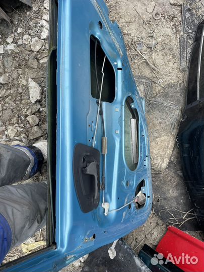 Задняя правая дверь opel corsa c vito