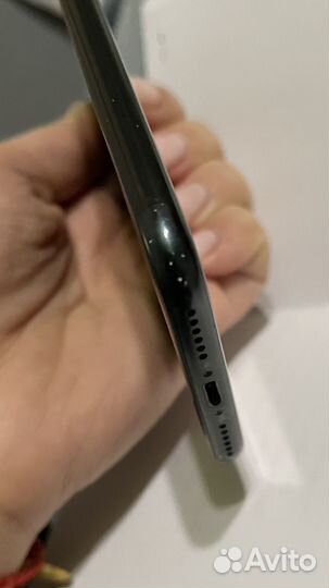 iPhone SE (2020), 128 ГБ