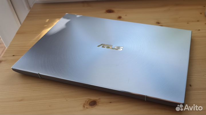 Ноутбук Asus Zenbook UM431DA 14