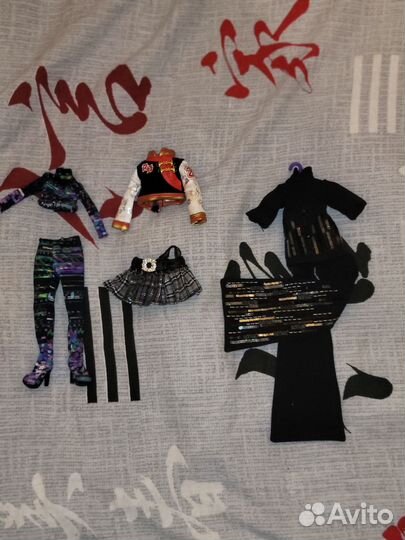 Одежда для куклы rainbow high