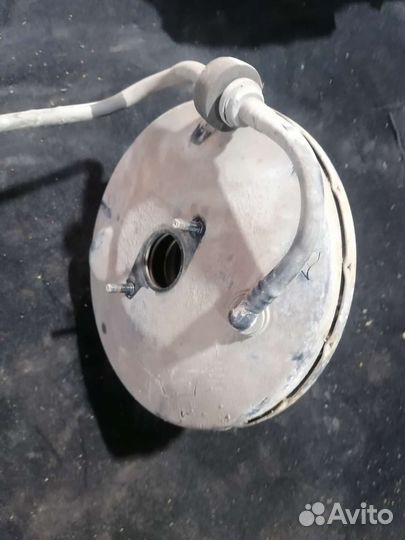 Ваккумный усилитель тормозов Ford Focus 2 1.6